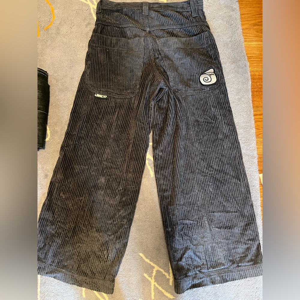 Rare Jnco caurteroys grey